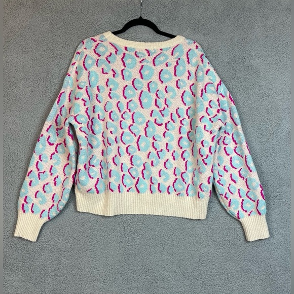 Peach Love cheetah print sweater Womens Size Medium - Picture 7 of 8